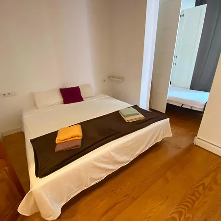 Villarroel - Eixample - 4-2 Apartamento *